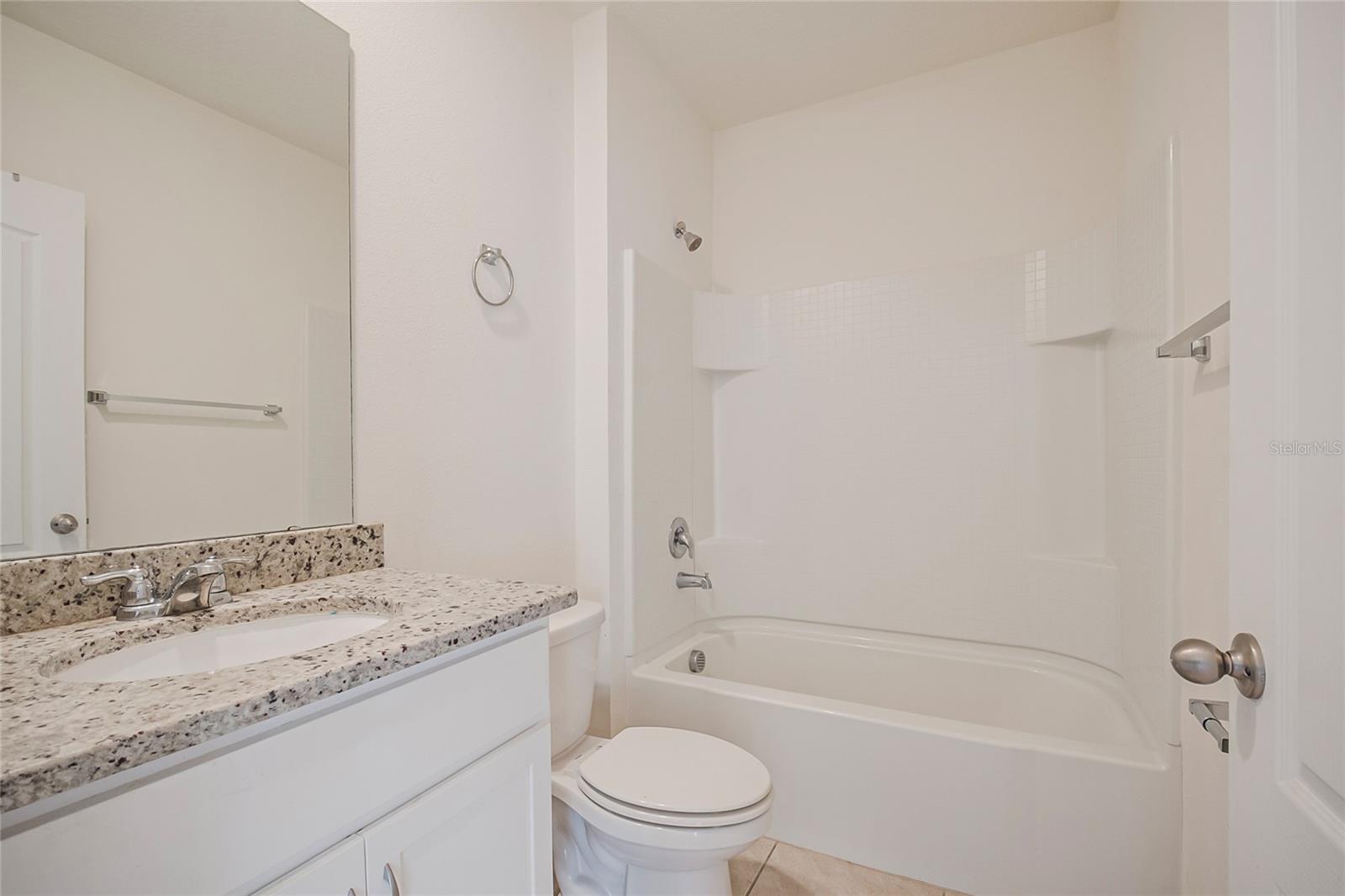 Image 19 of 49 For 2340 Canyon Oak Drive