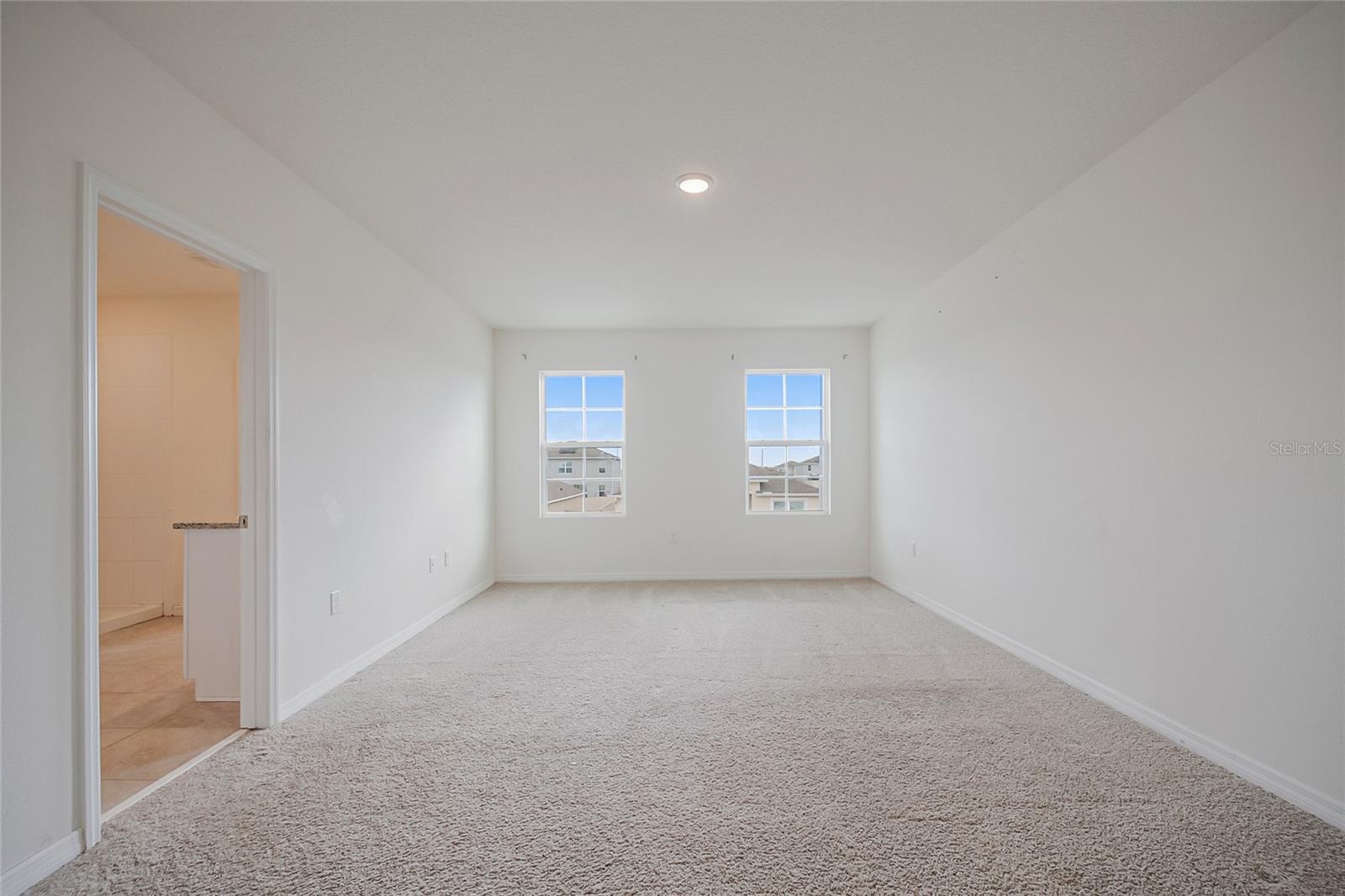 Image 24 of 49 For 2340 Canyon Oak Drive