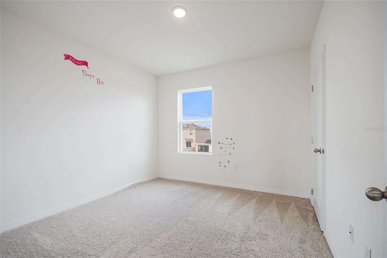 Image 33 of 49 For 2340 Canyon Oak Drive