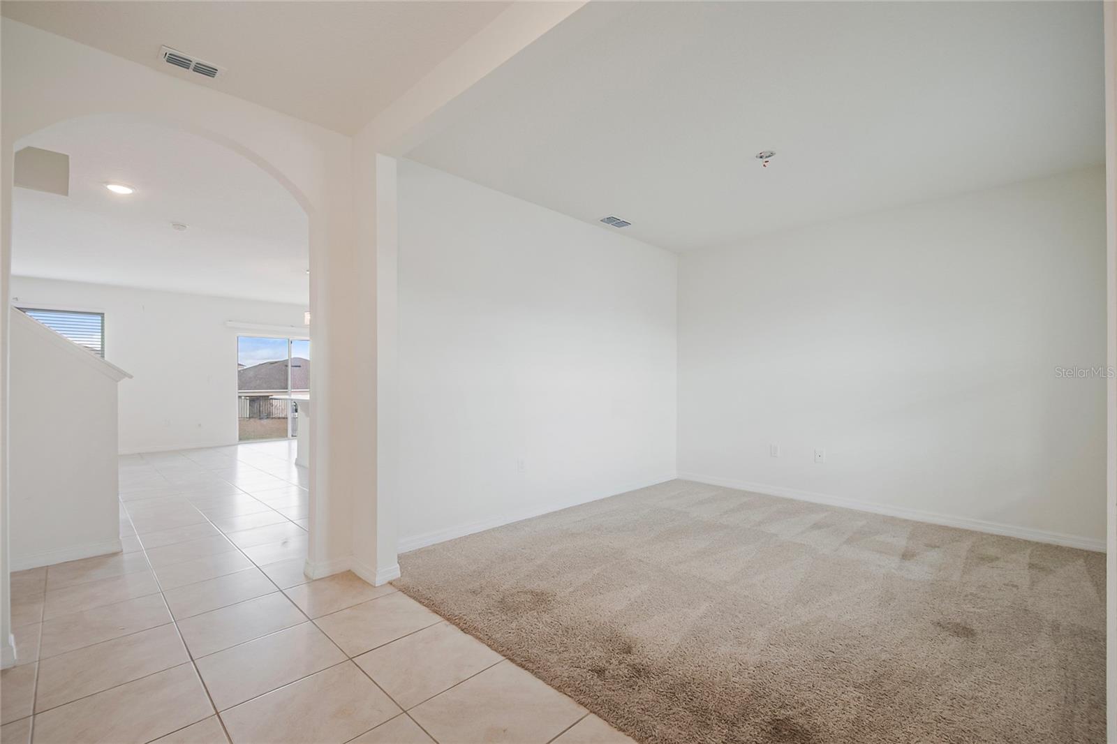 Image 4 of 49 For 2340 Canyon Oak Drive