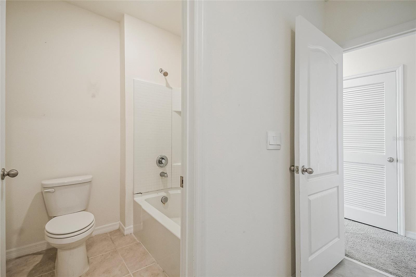 Image 42 of 49 For 2340 Canyon Oak Drive