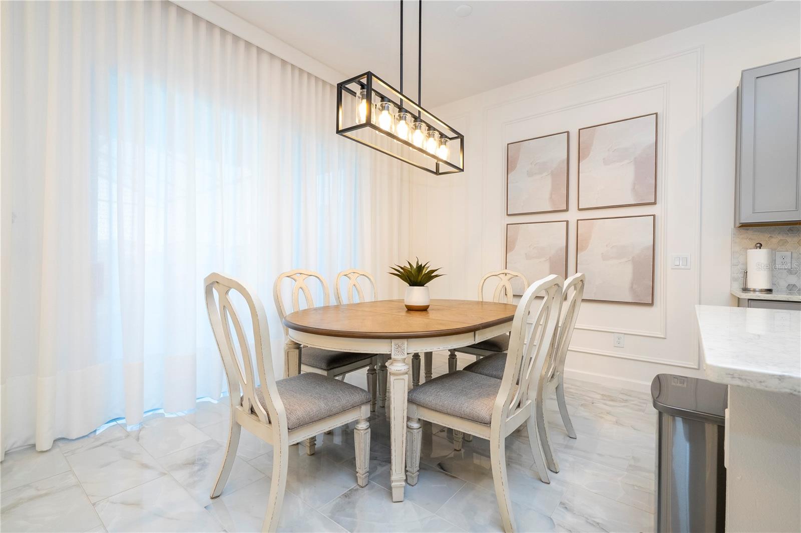 Listing photo id 16 for 5860 High Seas Drive