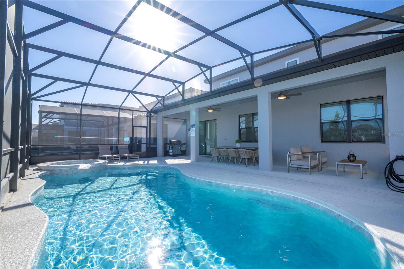 Listing photo id 35 for 5860 High Seas Drive