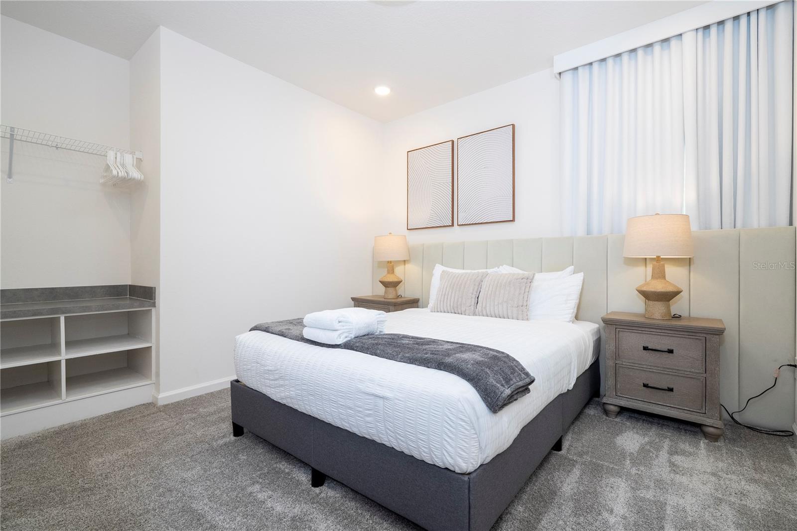 Listing photo id 57 for 5860 High Seas Drive