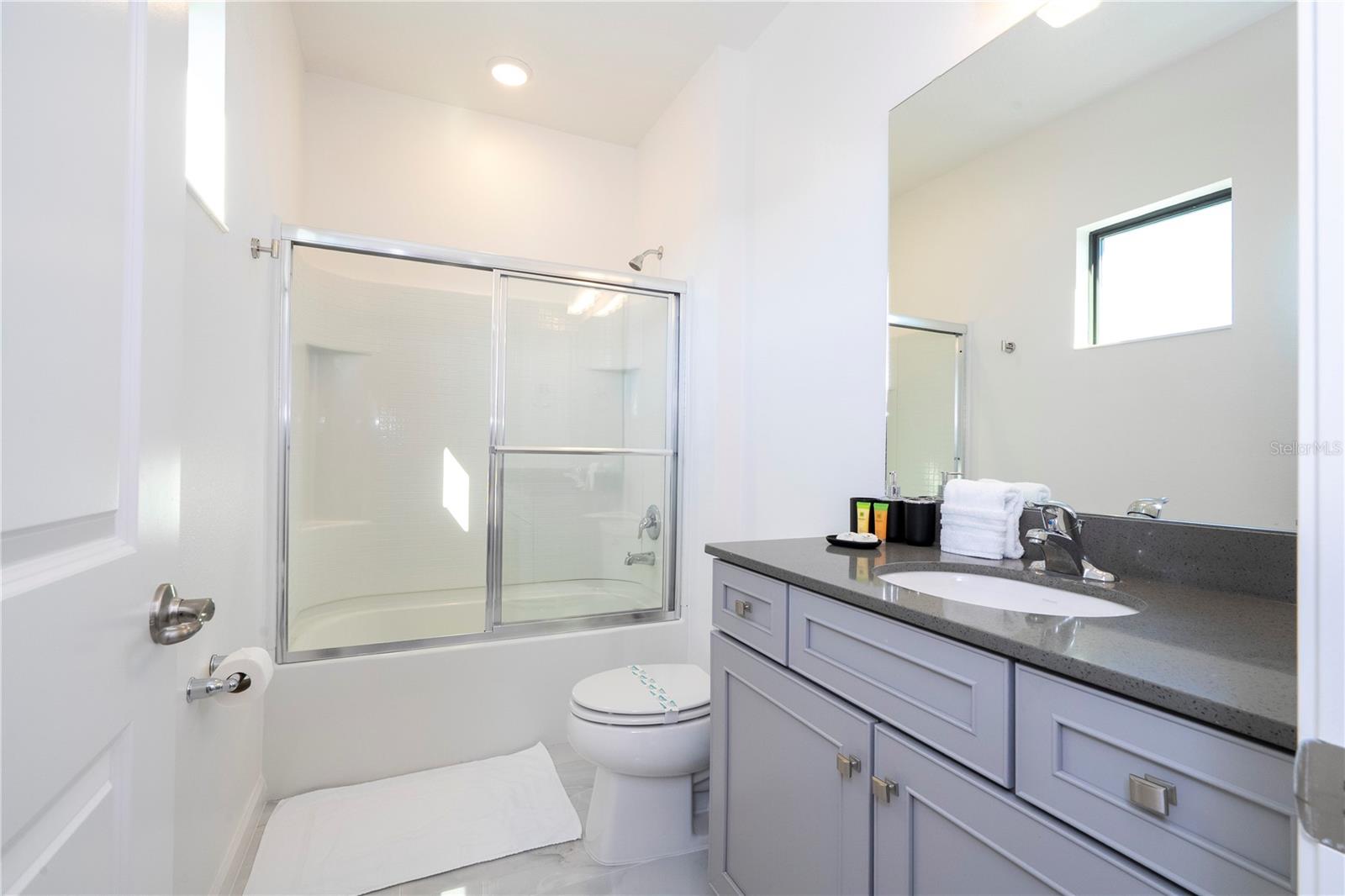 Listing photo id 58 for 5860 High Seas Drive