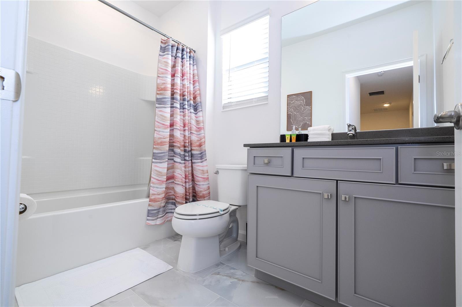 Listing photo id 64 for 5860 High Seas Drive