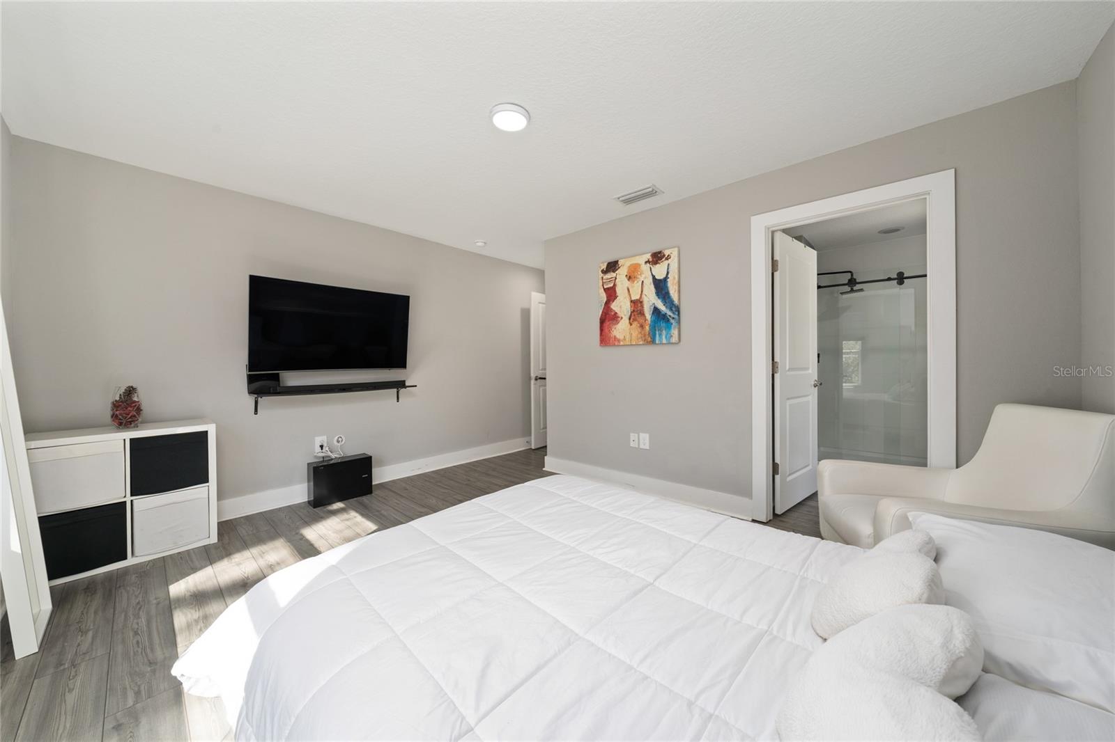 Image 23 of 26 For 328 Cypress Street