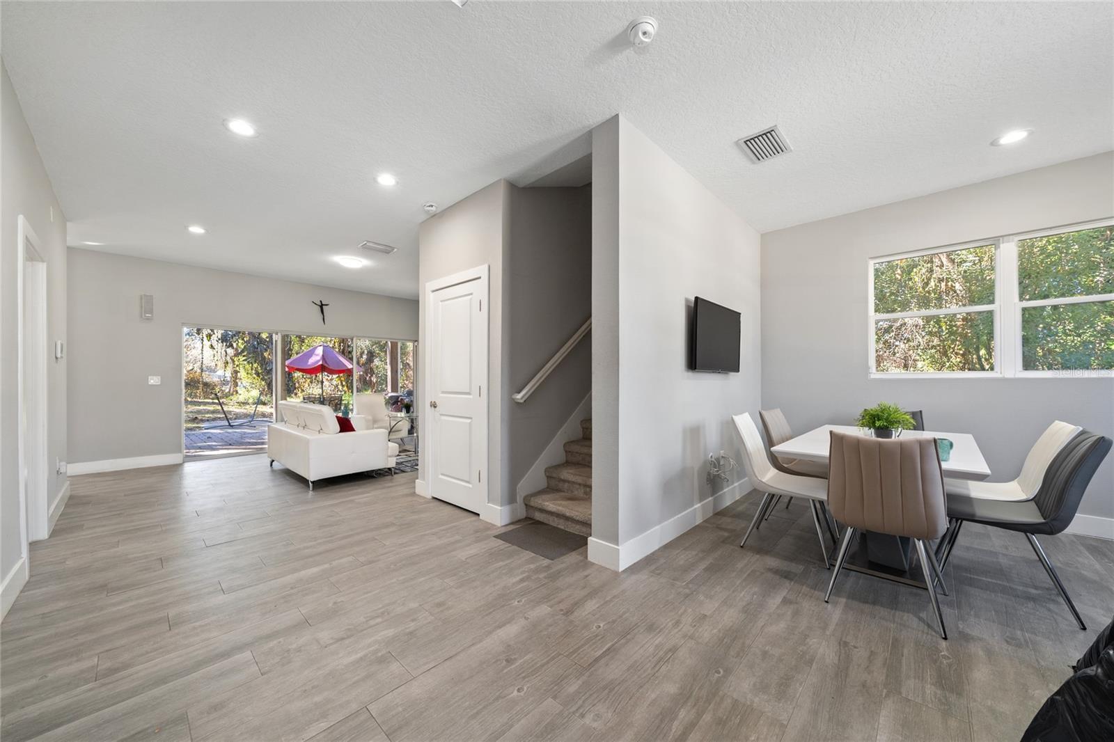 Image 7 of 26 For 328 Cypress Street