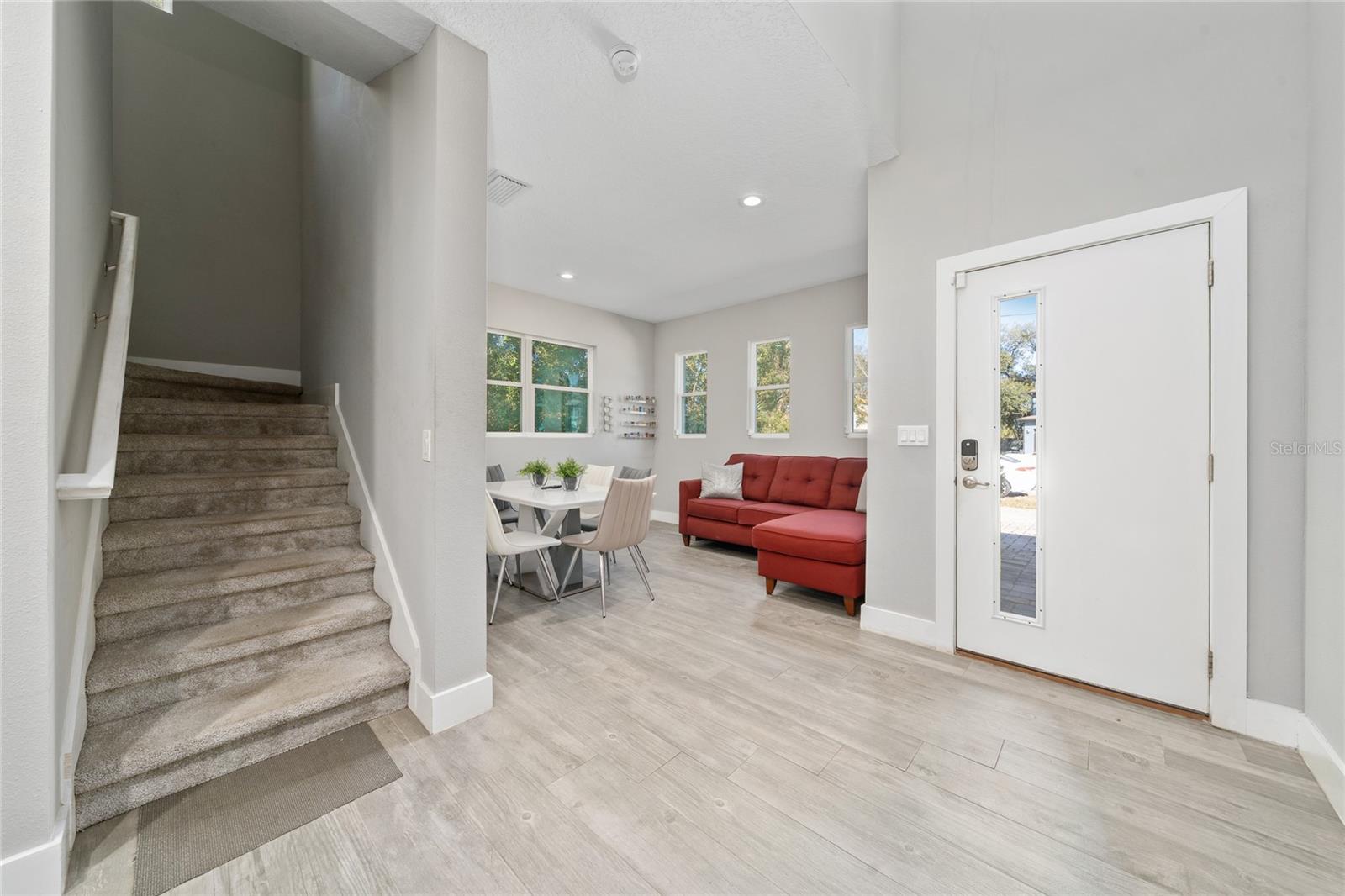 Image 8 of 26 For 328 Cypress Street