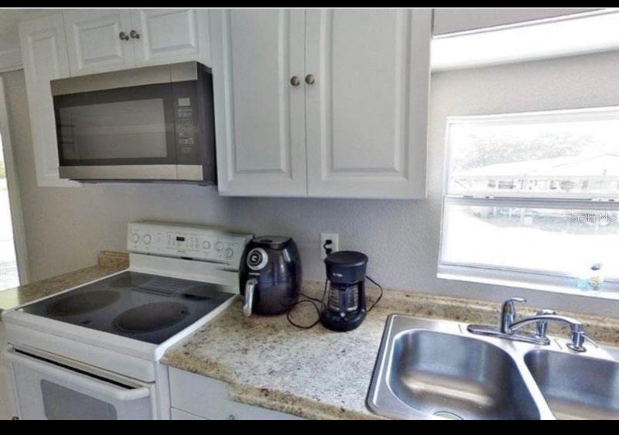 Image 4 of 10 For 3215 Tucker Avenue