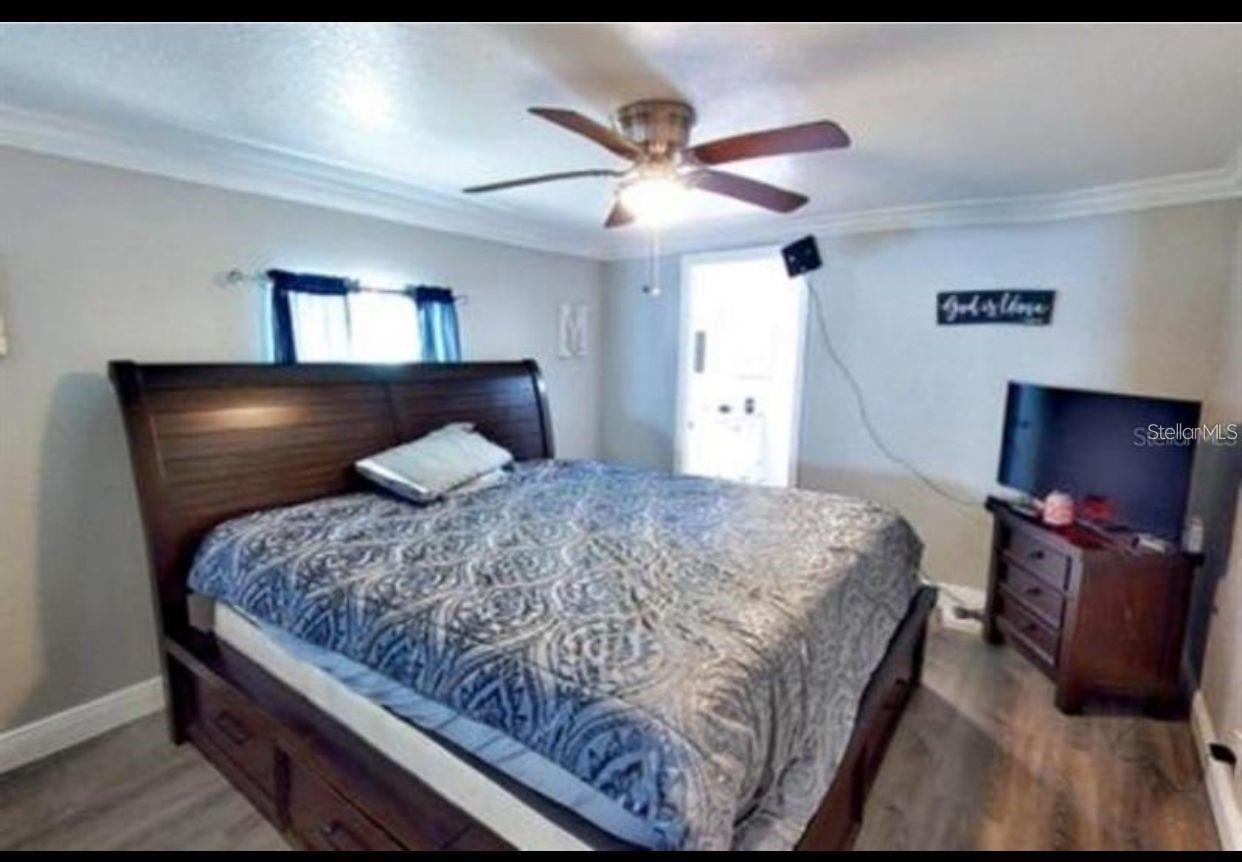 Image 7 of 10 For 3215 Tucker Avenue