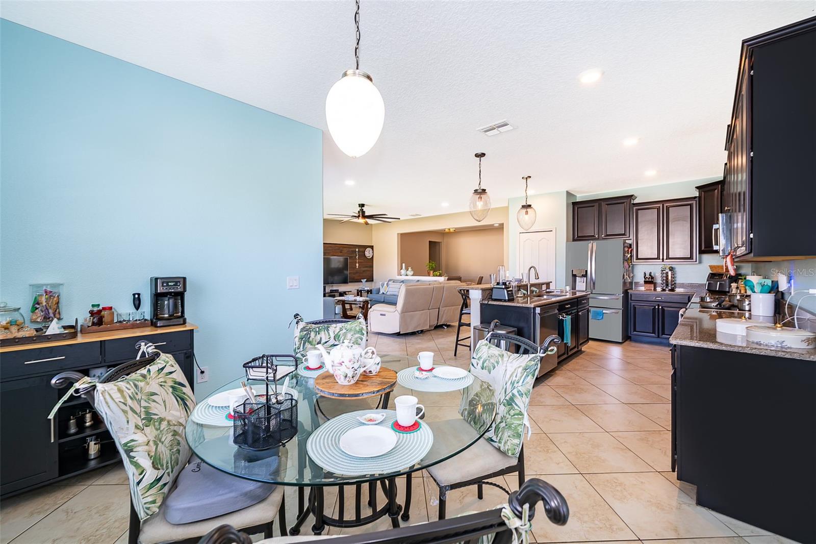 Image 25 of 35 For 2736 Atherton Drive