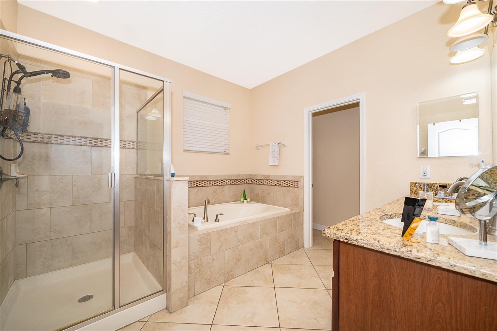 Image 27 of 35 For 2736 Atherton Drive