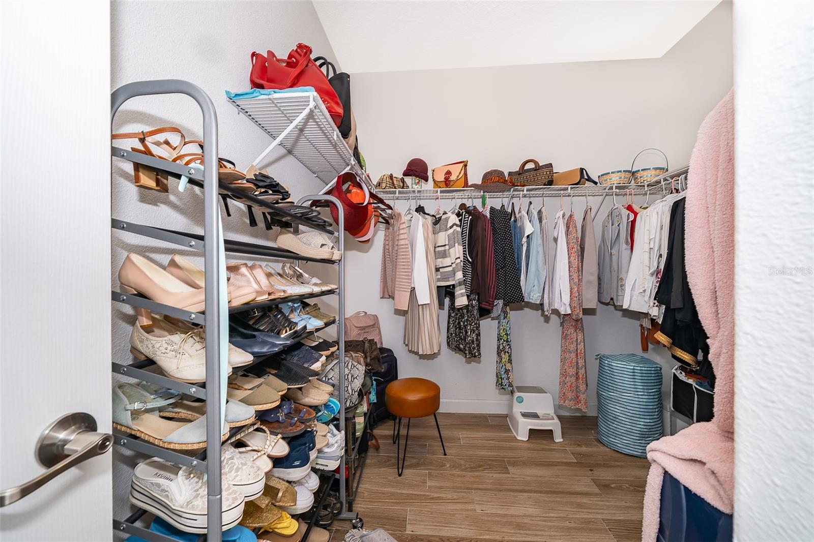 Image 29 of 35 For 2736 Atherton Drive