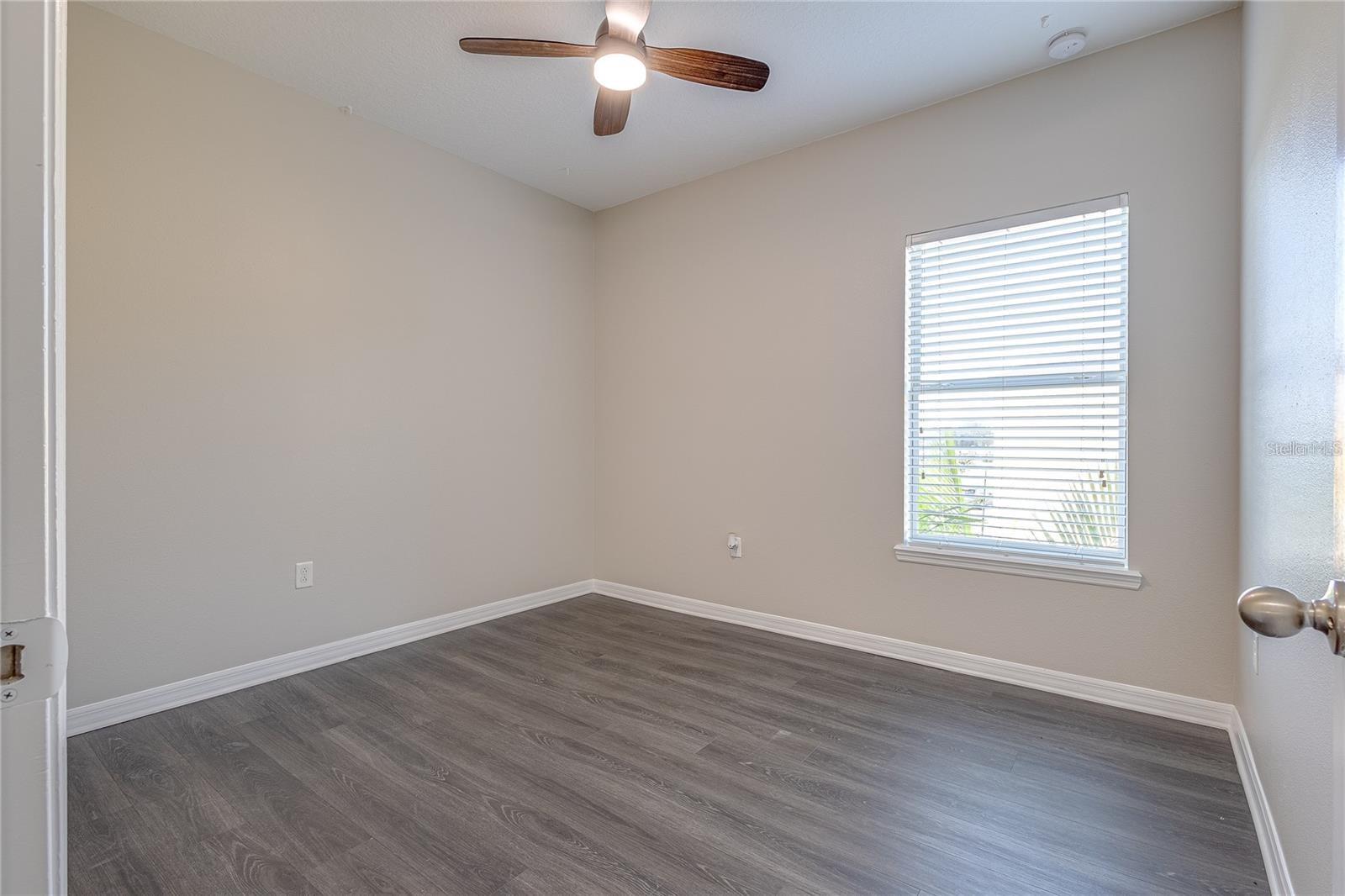 Image 12 of 19 For 2221 Betsy Ross Lane Na