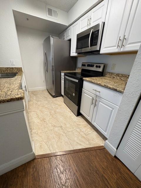 Image 5 of 40 For 2218 Grand Cayman Court 1335