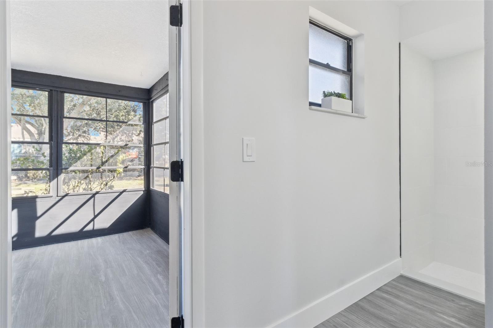 Listing photo id 29 for 2533 Oak Run Boulevard