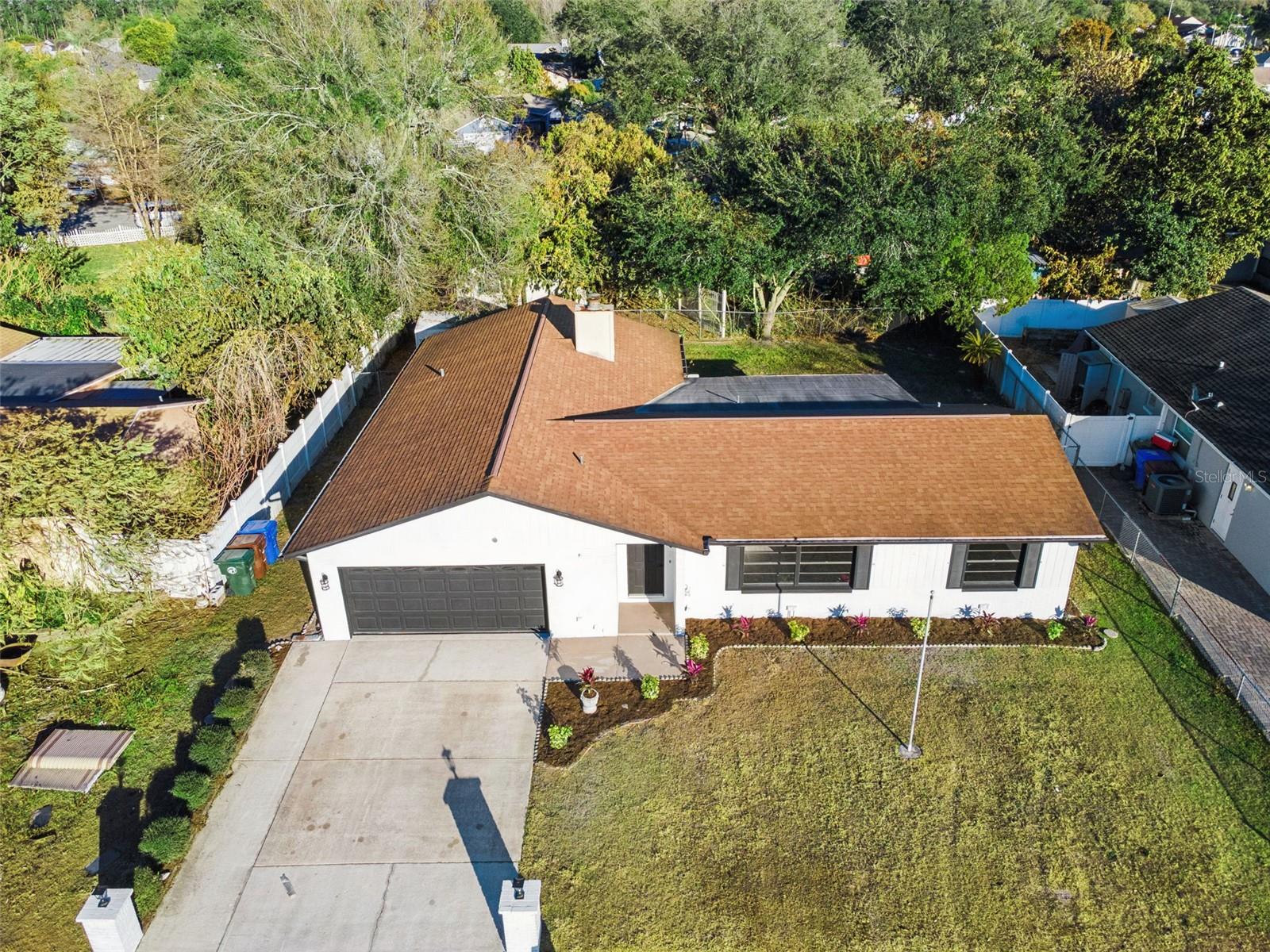 Listing photo id 48 for 2533 Oak Run Boulevard