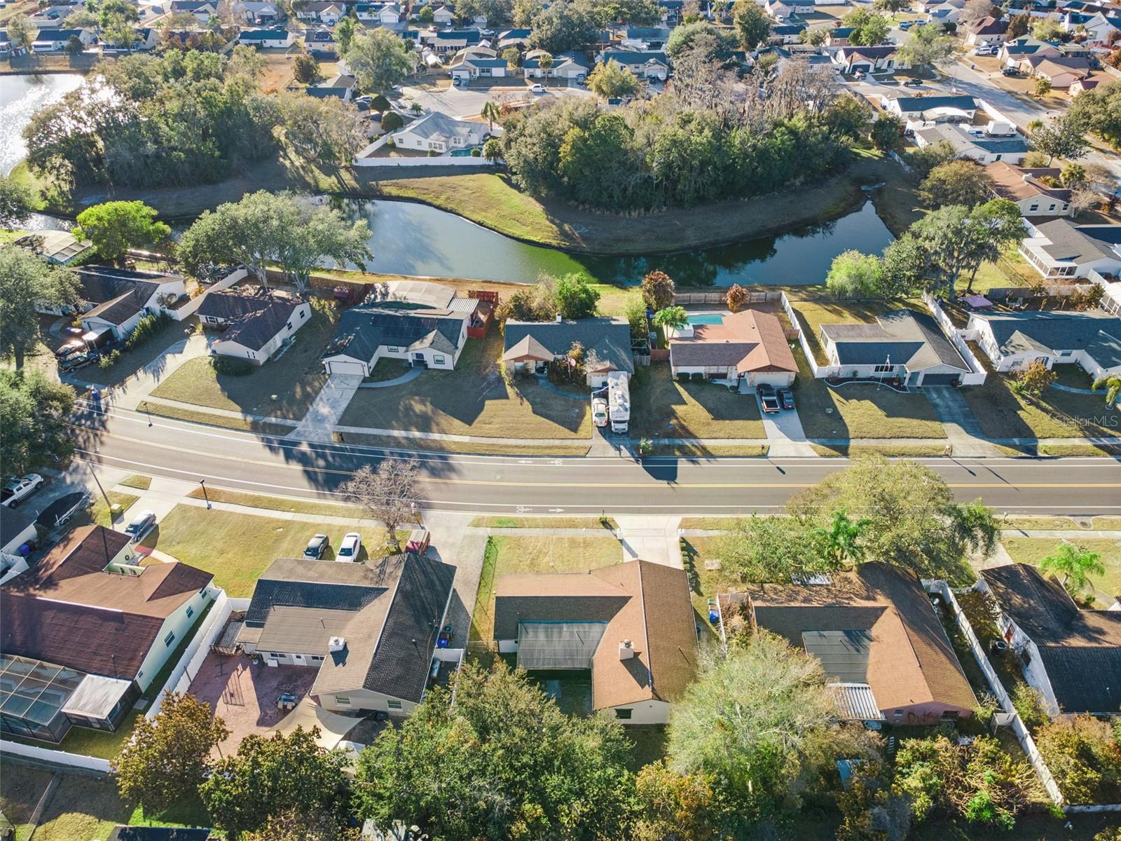 Listing photo id 50 for 2533 Oak Run Boulevard