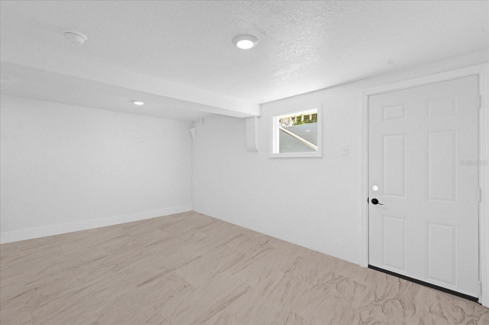 Image 21 of 48 For 5851 Drew Road