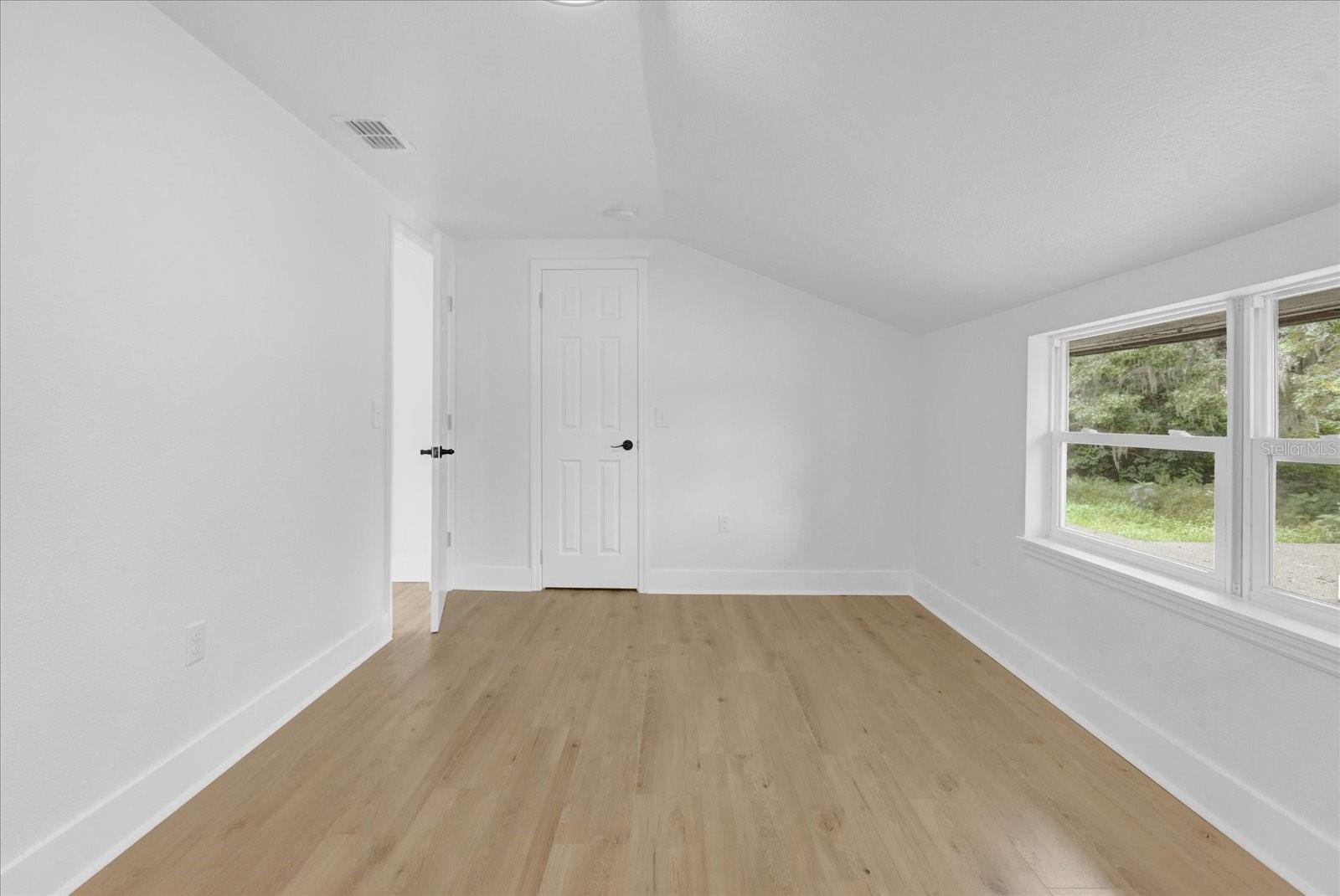 Image 27 of 48 For 5851 Drew Road