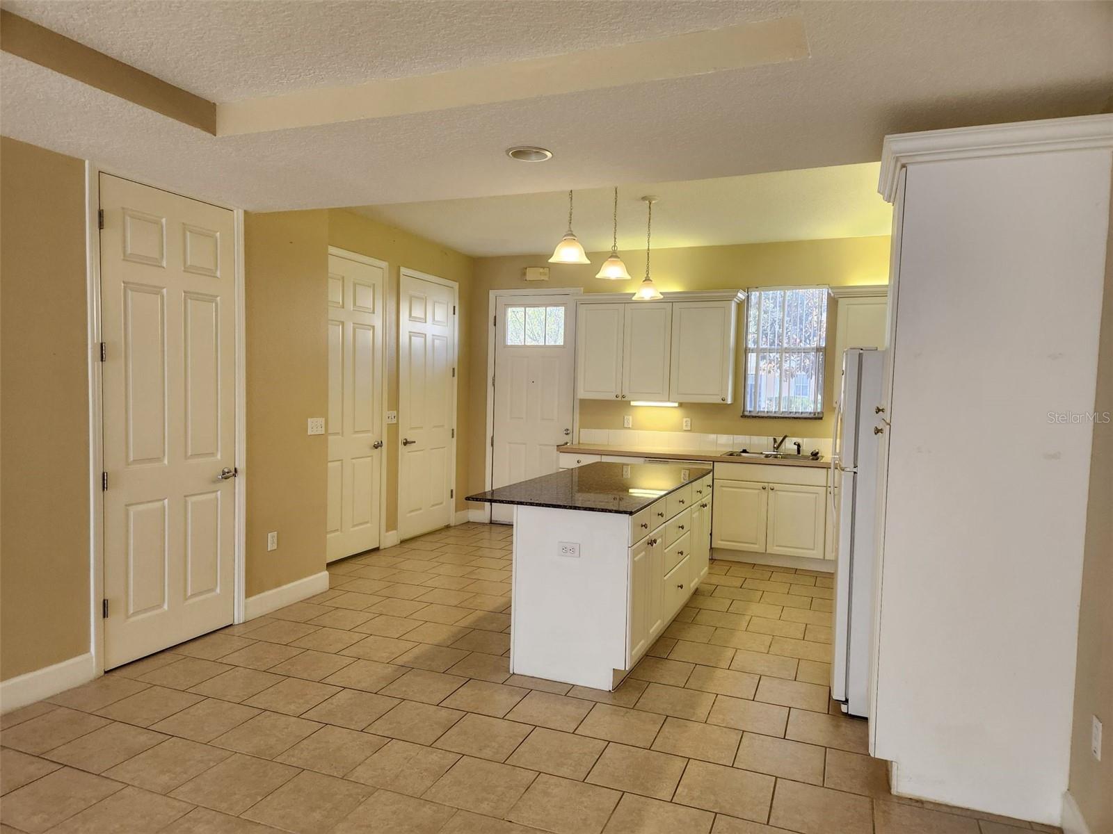 Image 13 of 20 For 609 Cornerstone Drive