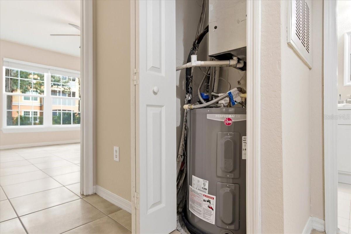 Image 27 of 45 For 5455 Vineland  3107