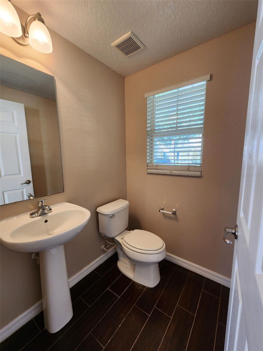 Image 22 of 26 For 2453 Formax Drive