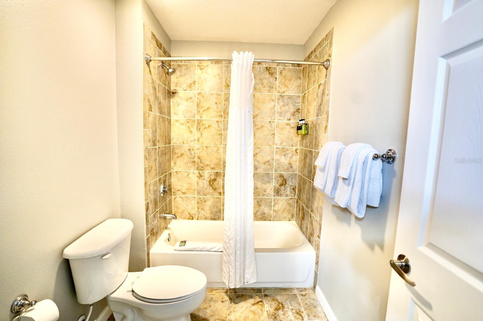 Image 11 of 26 For 14501 Grove Resort Avenue 1328