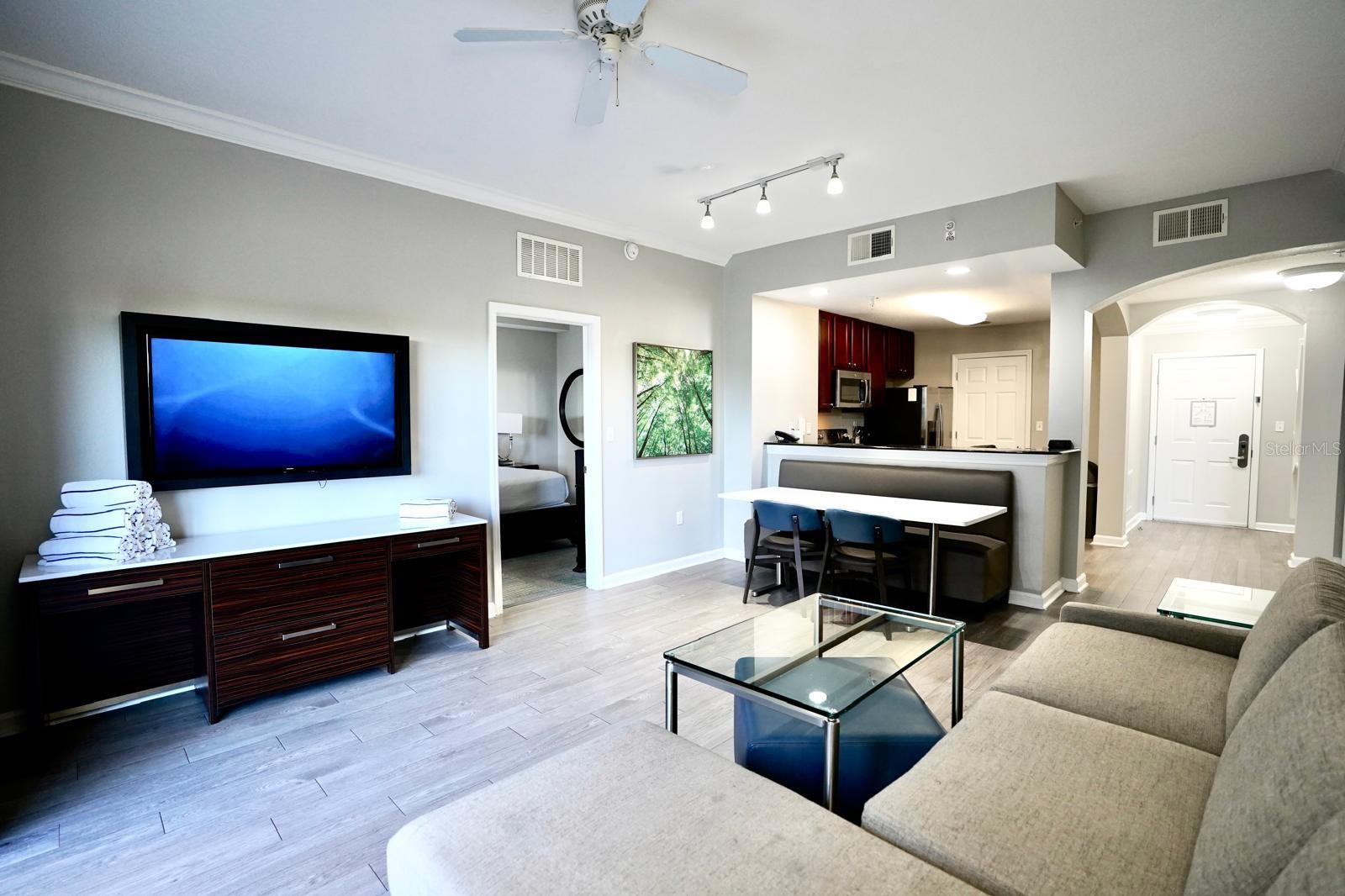 Image 12 of 26 For 14501 Grove Resort Avenue 1328