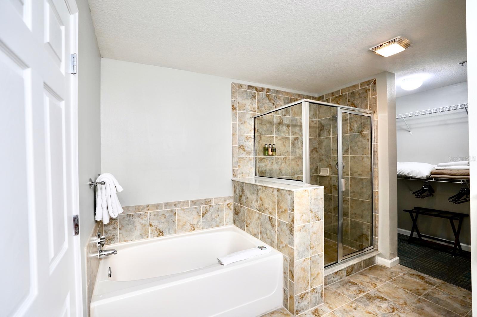 Image 18 of 26 For 14501 Grove Resort Avenue 1328