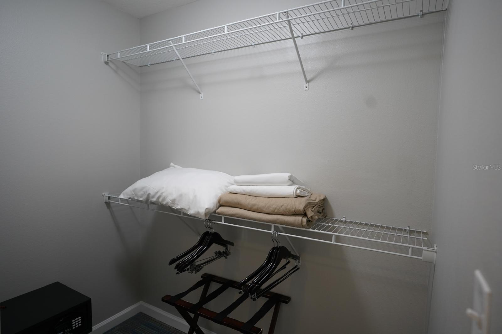 Image 19 of 26 For 14501 Grove Resort Avenue 1328