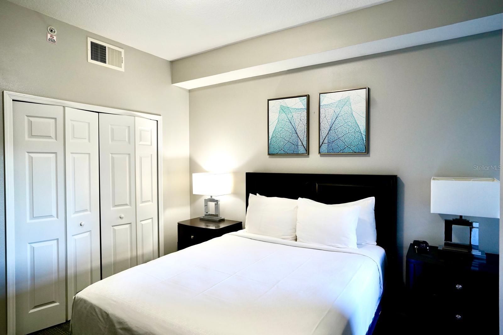 Image 20 of 26 For 14501 Grove Resort Avenue 1328