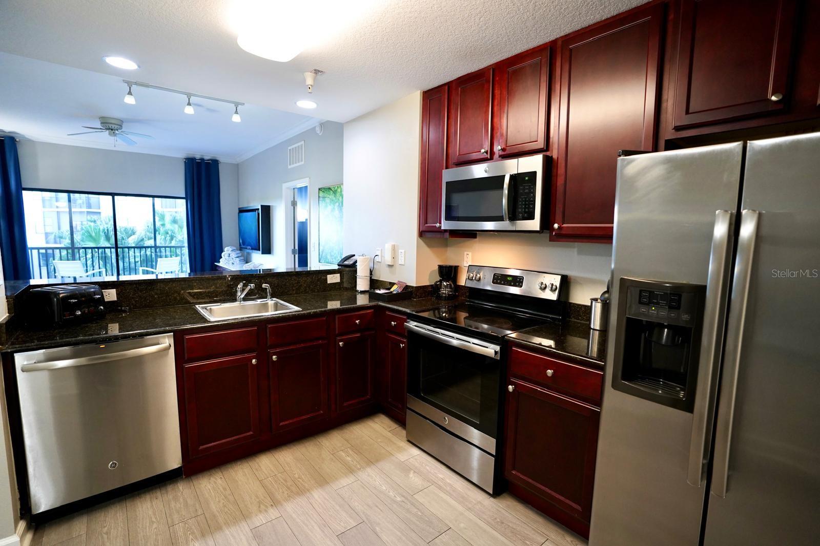 Image 4 of 26 For 14501 Grove Resort Avenue 1328