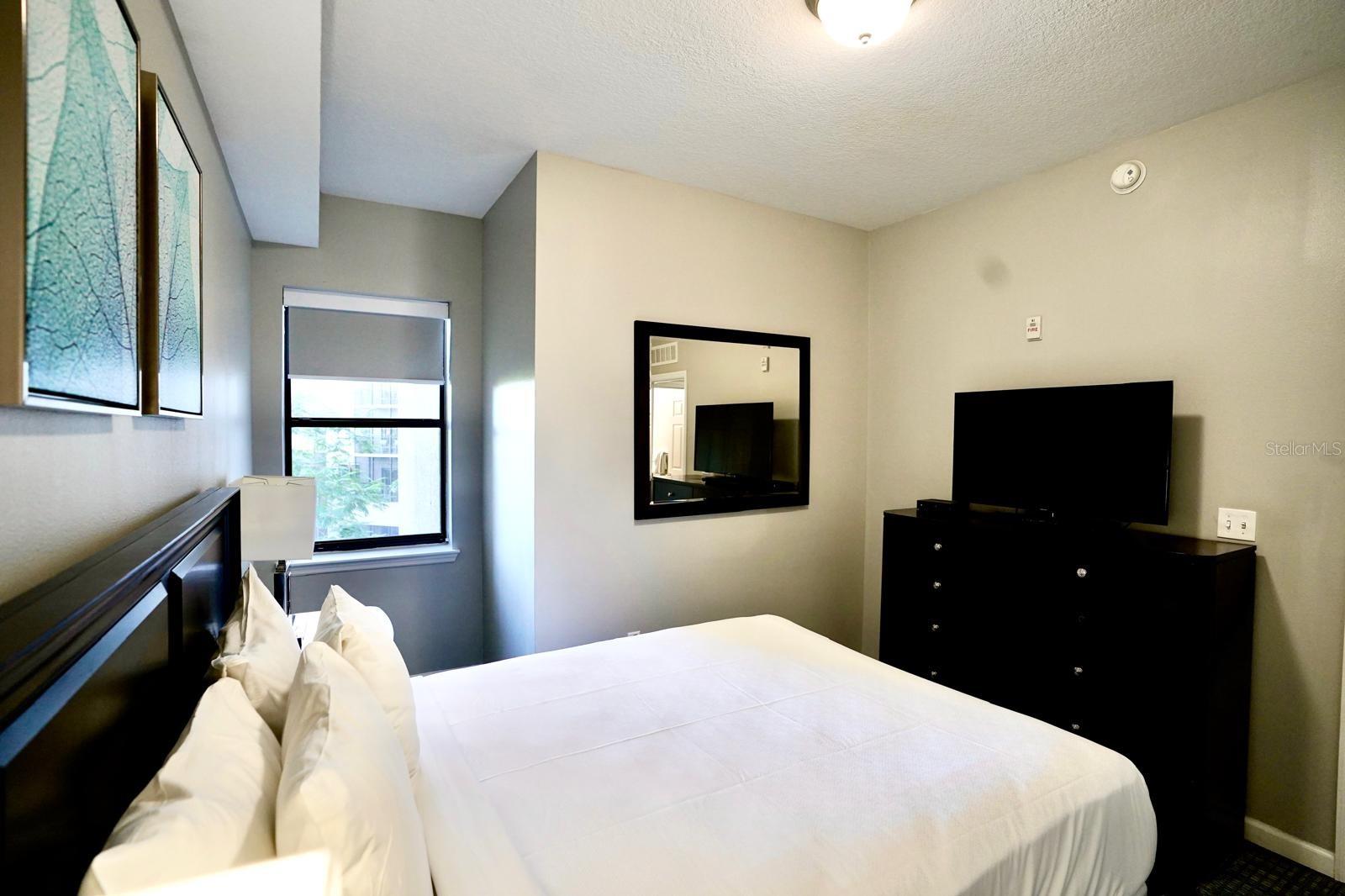 Image 7 of 26 For 14501 Grove Resort Avenue 1328