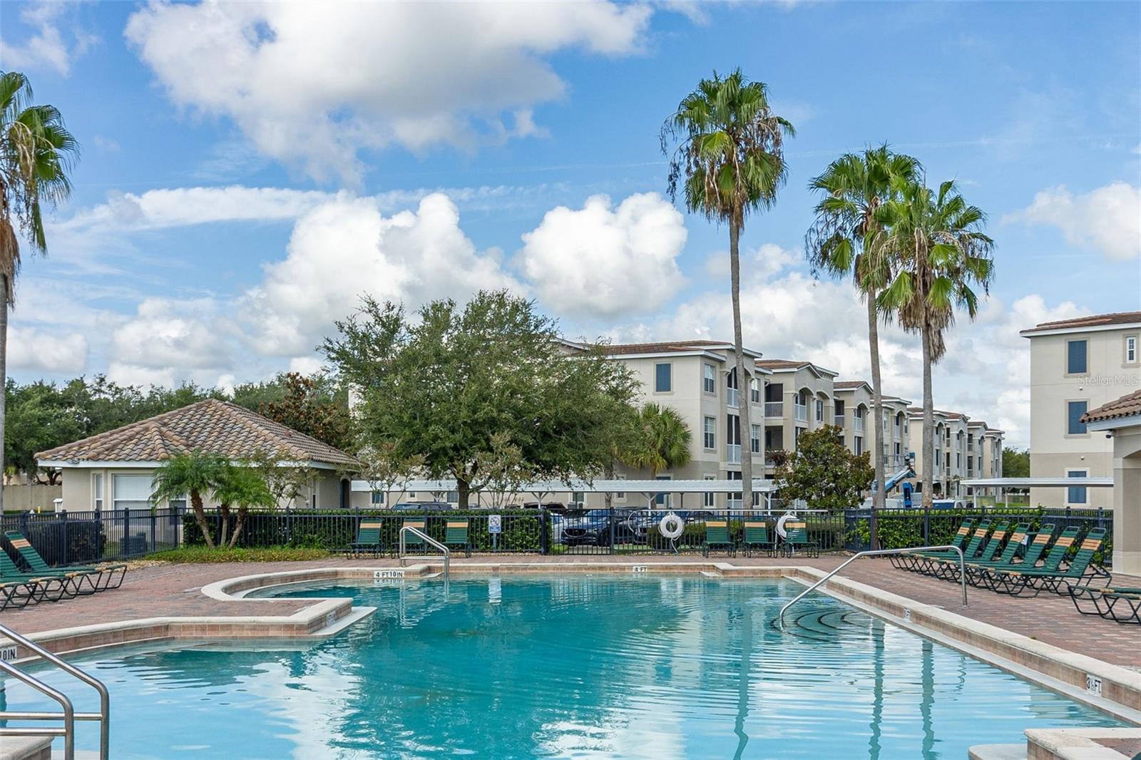 Image 23 of 27 For 3001 Greystone Loop 106