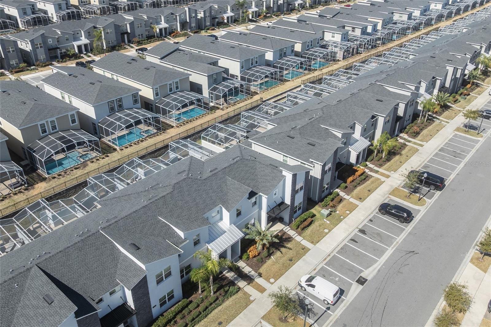 Image 33 of 39 For 1070 Splash Shot Place