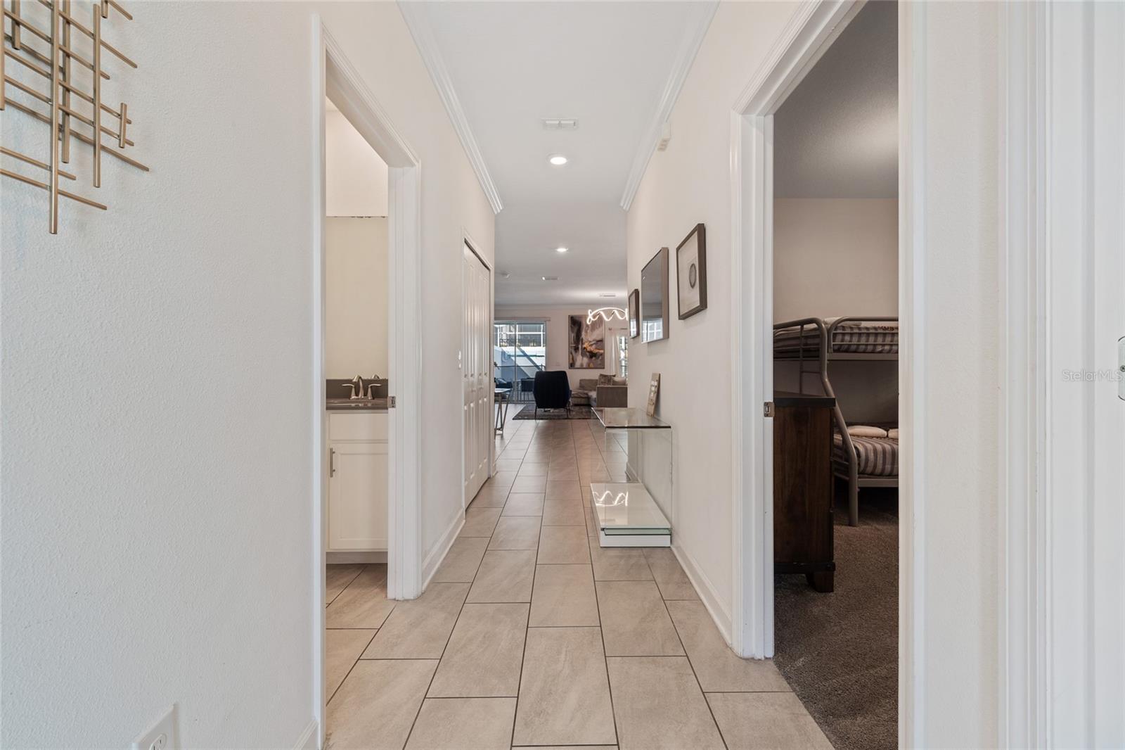 Image 8 of 39 For 1070 Splash Shot Place