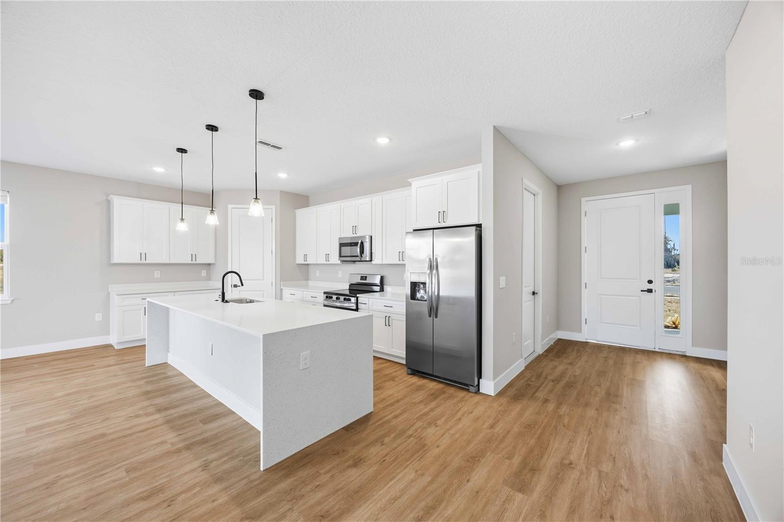 Image 15 of 30 For 2145 River Hawk Loop