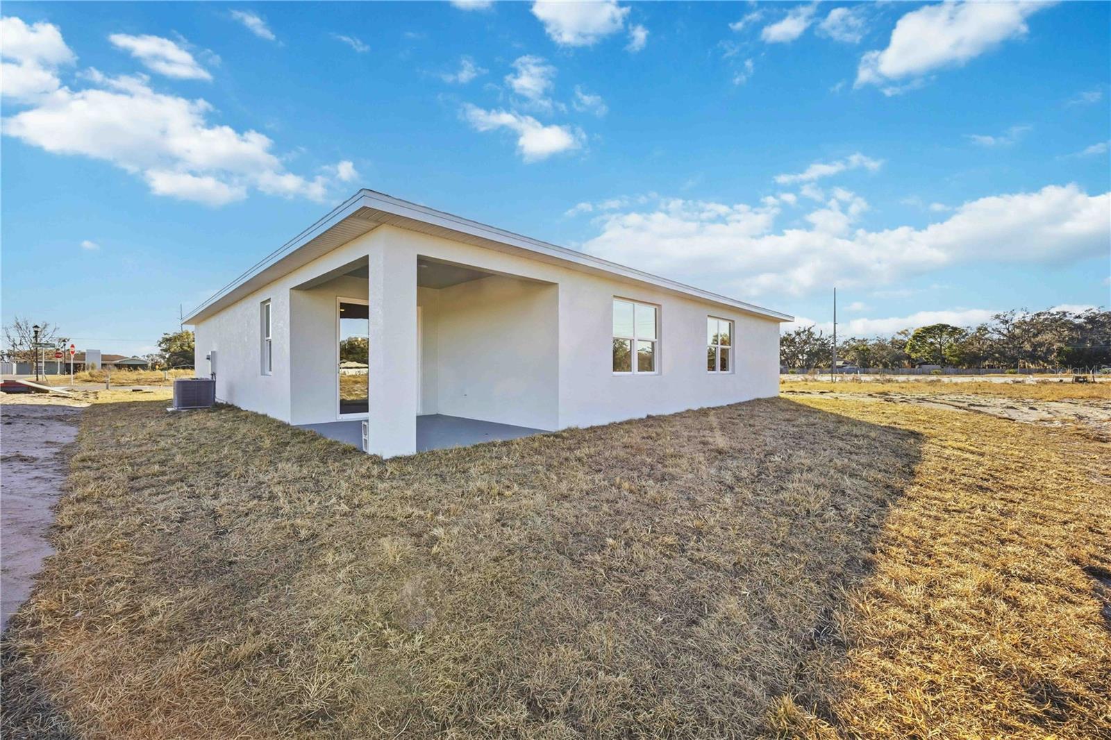 Image 4 of 30 For 2145 River Hawk Loop