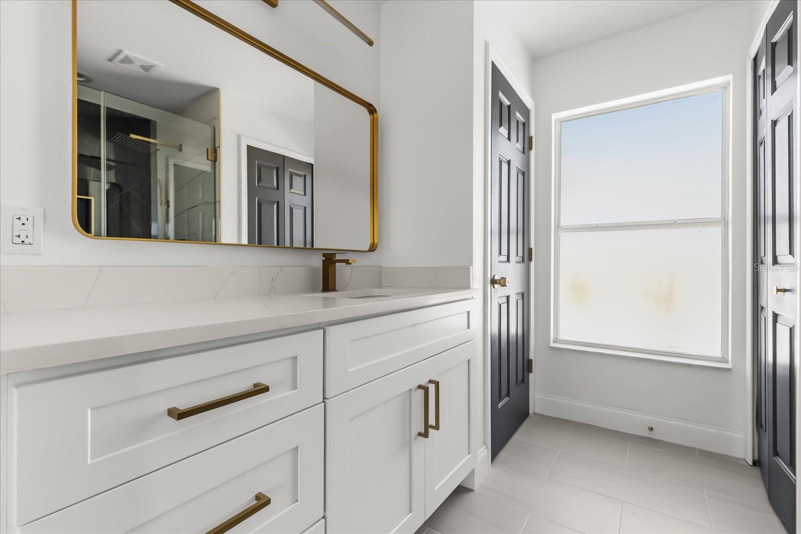 Image 21 of 34 For 15663 Durango Circle