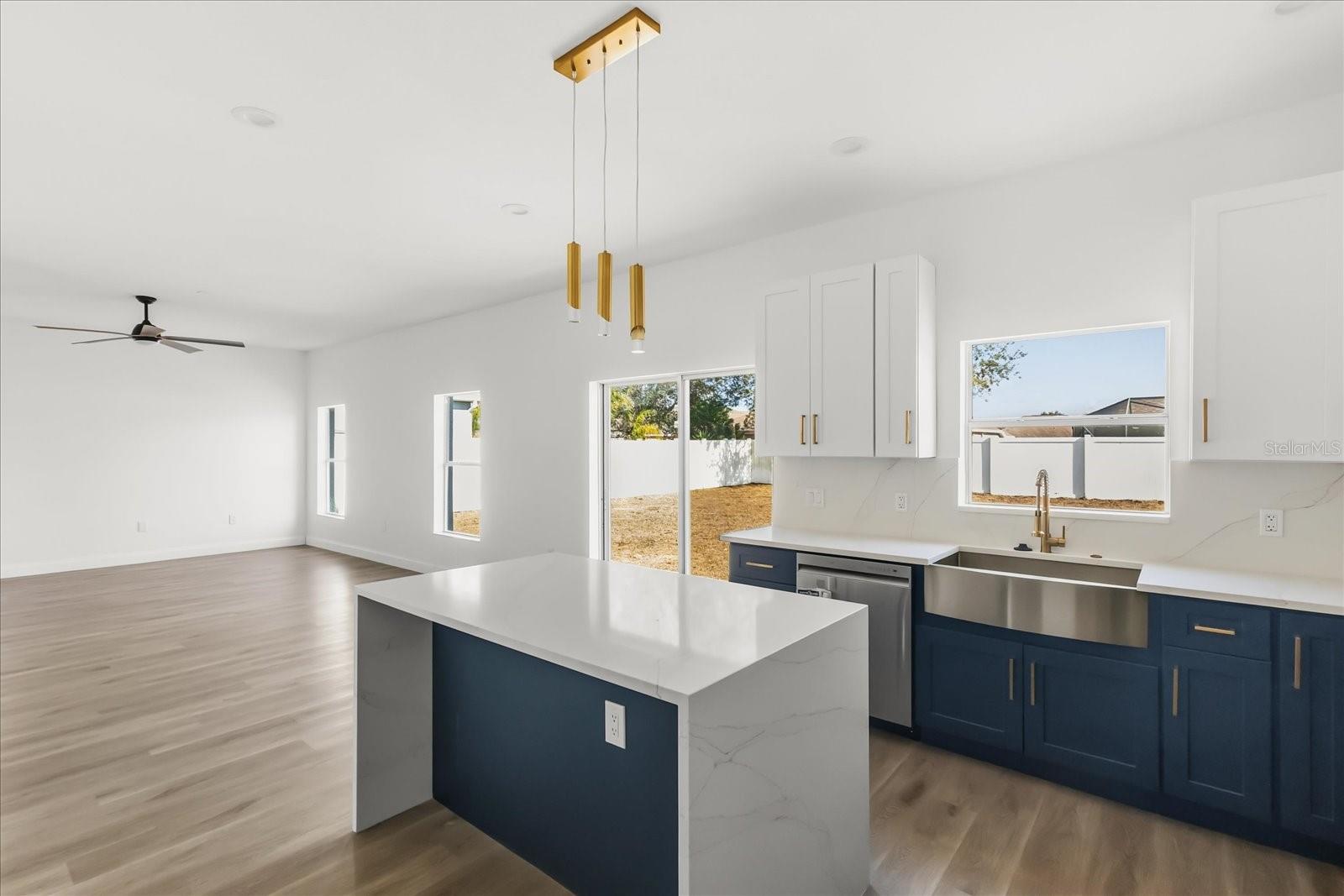 Image 7 of 34 For 15663 Durango Circle