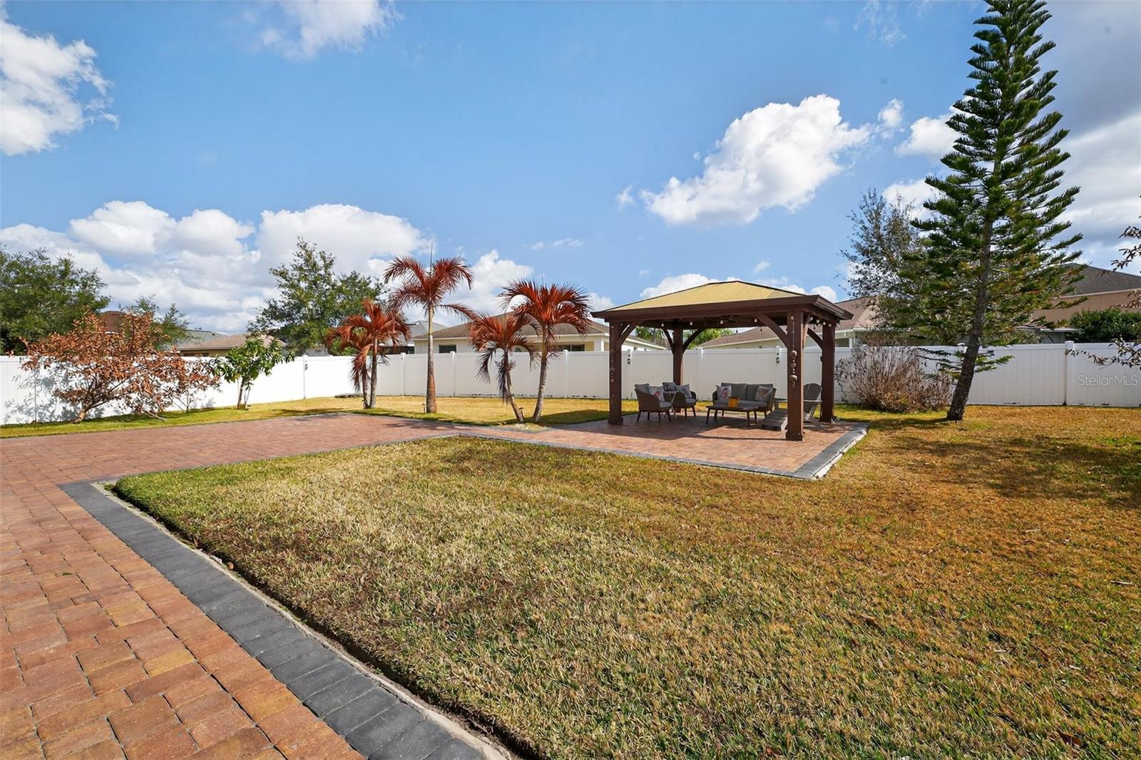 Image 36 of 44 For 14950 Braywood Trail