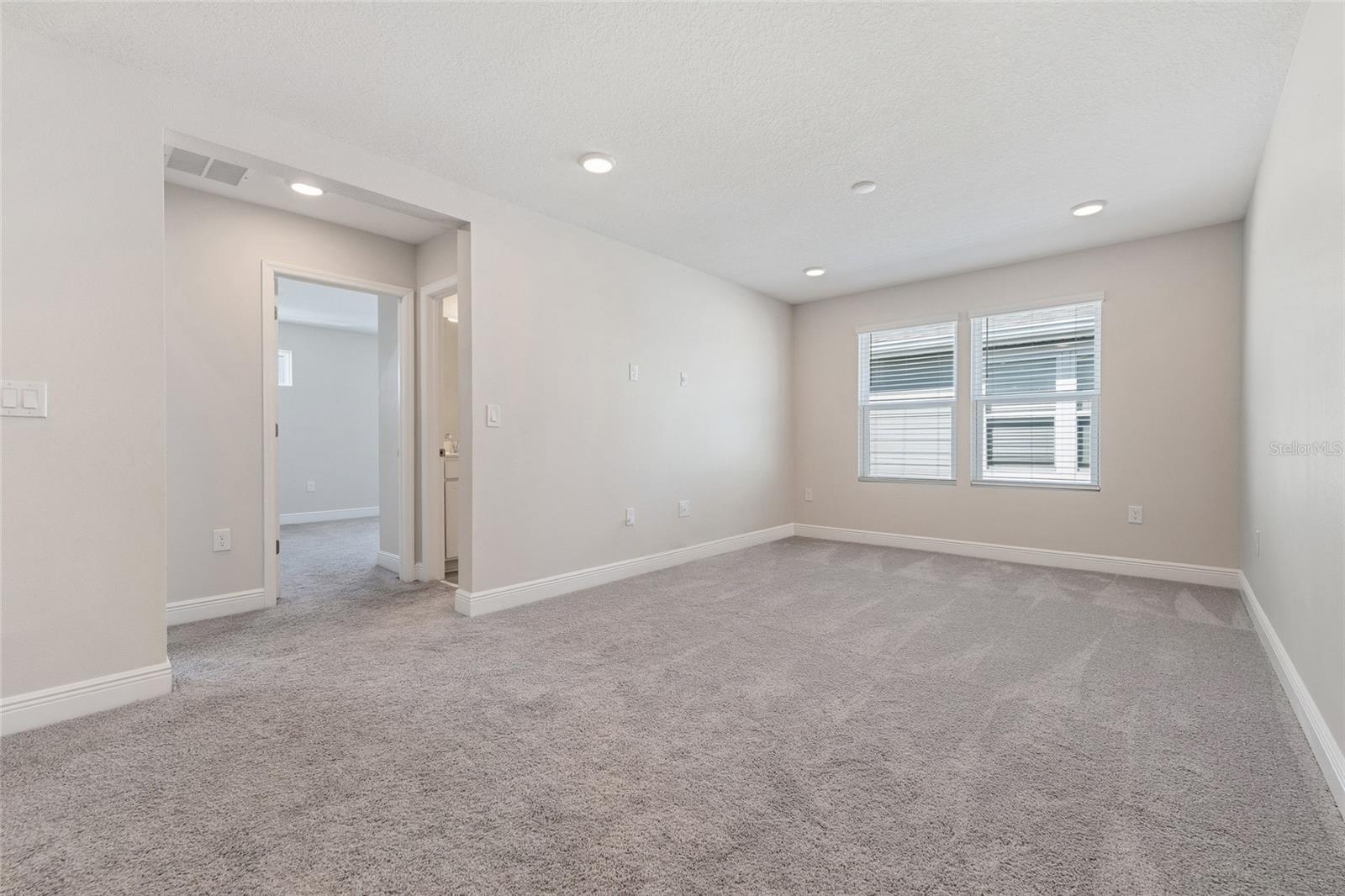 Image 27 of 52 For 1023 Sugarwood Street