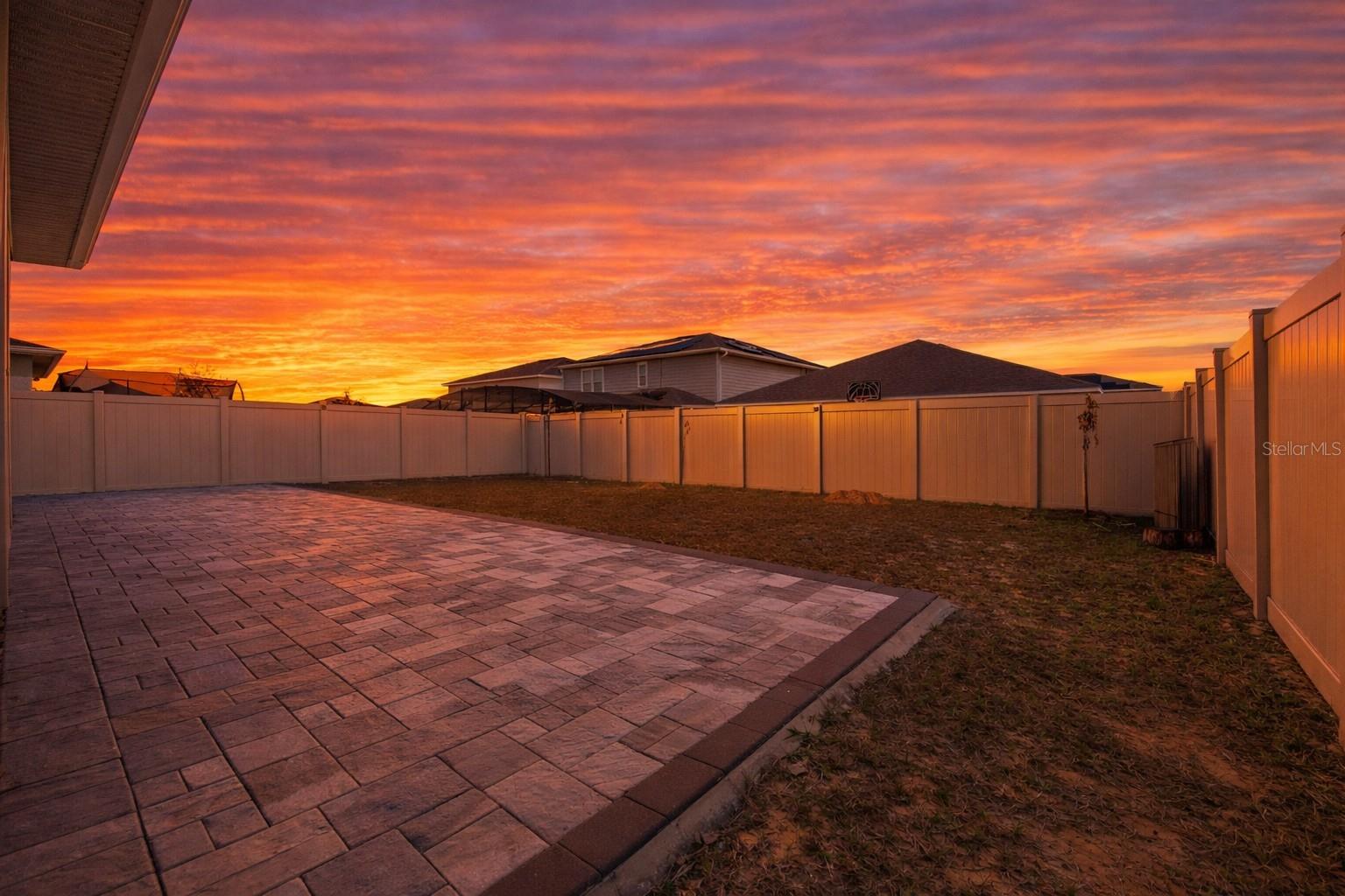 Image 3 of 52 For 1023 Sugarwood Street