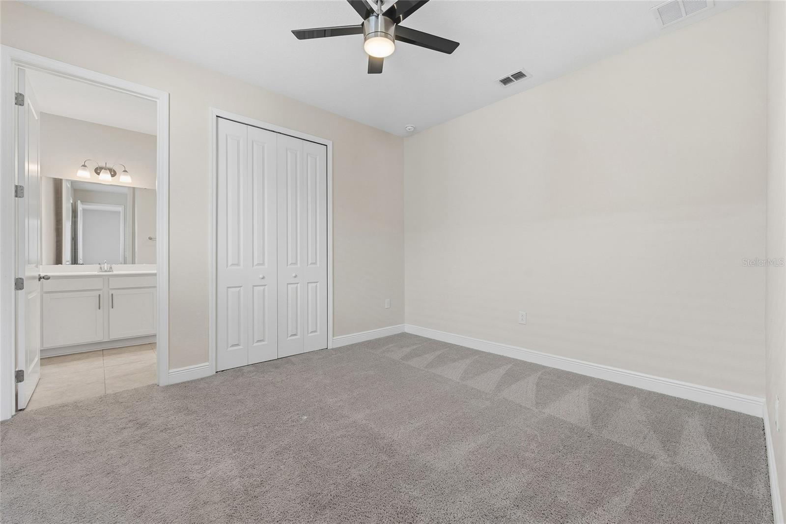 Image 32 of 52 For 1023 Sugarwood Street