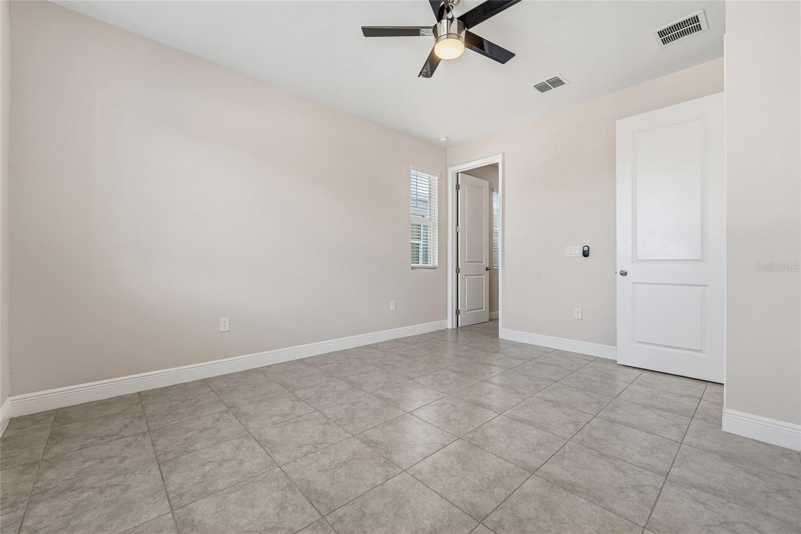 Image 42 of 52 For 1023 Sugarwood Street