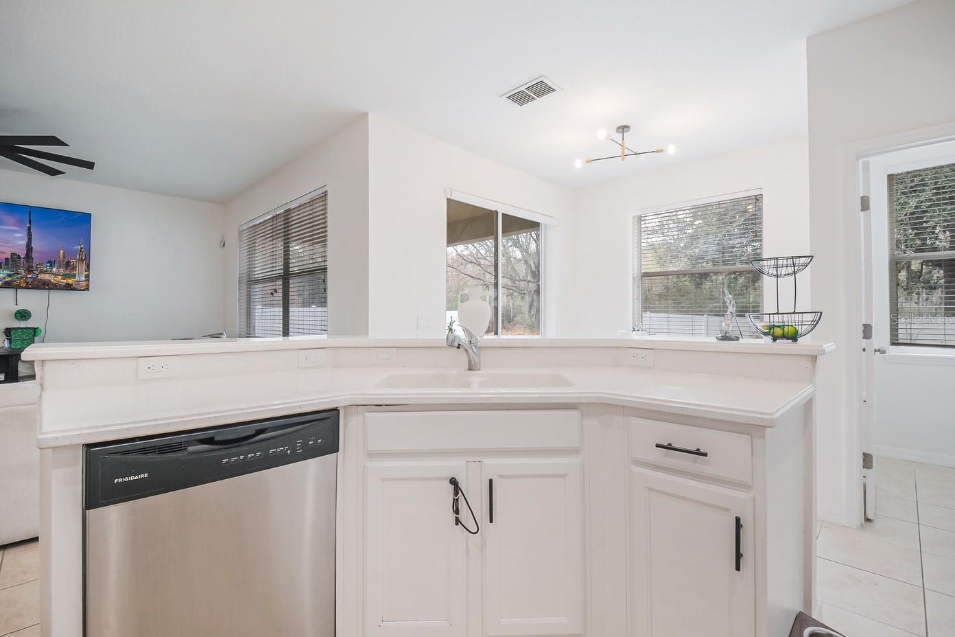 Image 21 of 57 For 3214 Hopewell Drive