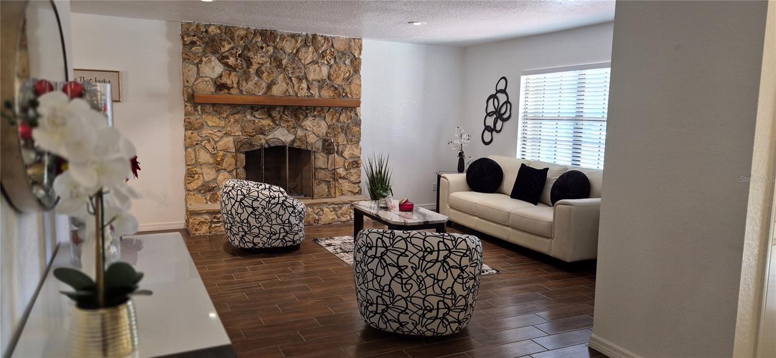 Image 13 of 21 For 2770 Windsong Lane