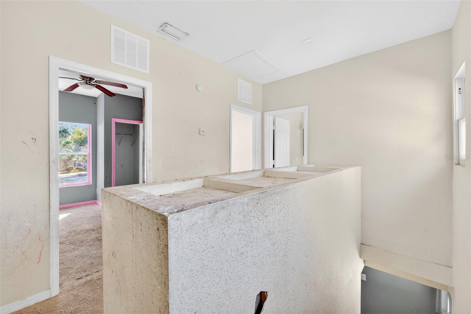 Image 14 of 27 For 842 Channing Road